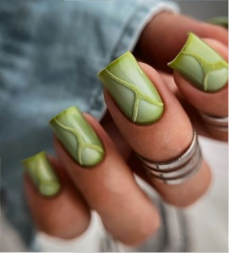  Главный денежный цвет ноября 2025: Изумрудный шалфей