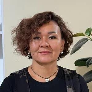  Жакшибаева Динара 