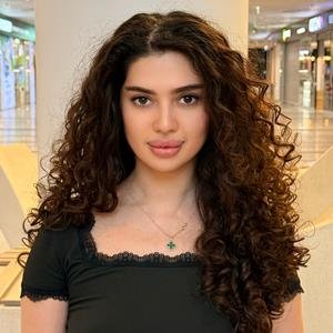  Абибуллаева Эльвира 