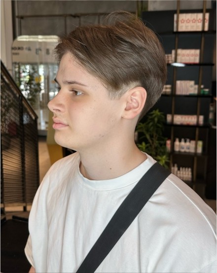 Сайд парт (Side Part)